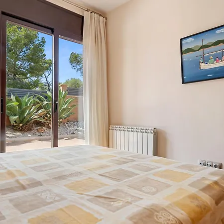Casa Tico Holiday home Roda de Bera